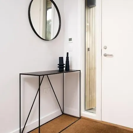 빌라 Luxury Waterfront 3 Bedroom/3 Bathroom Townhouse 헤일