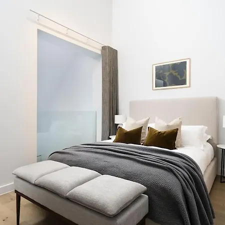 빌라 Luxury Waterfront 3 Bedroom/3 Bathroom Townhouse *